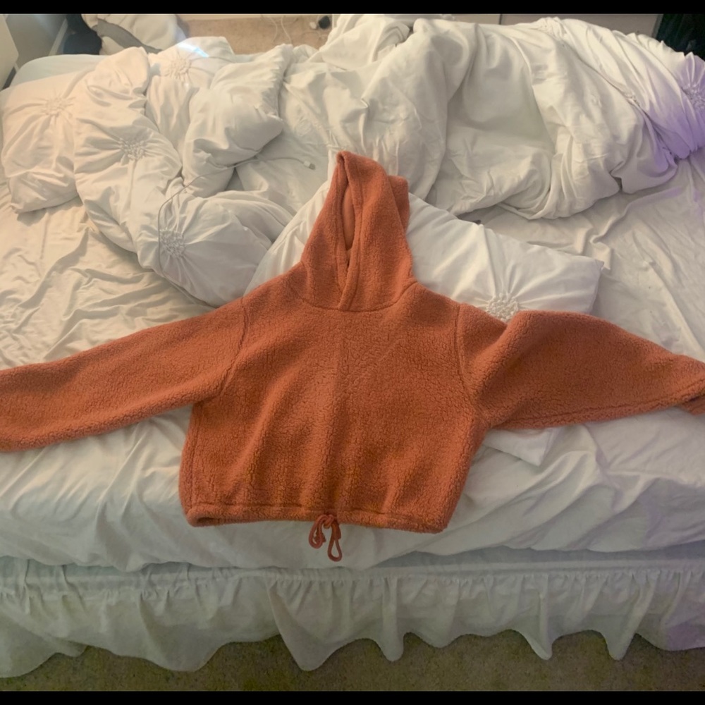fleece cropped hoodie